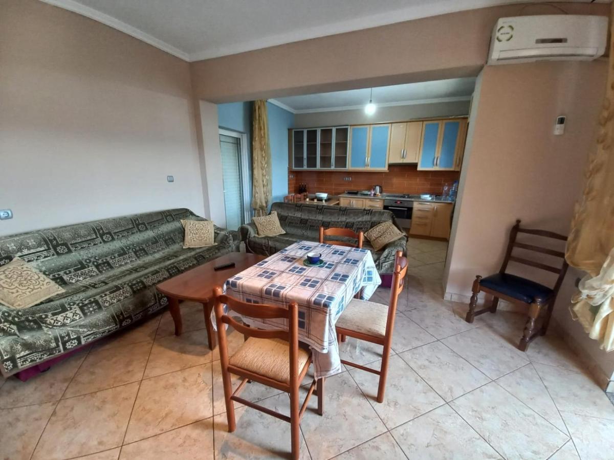 Apartament Arjana & Nelaj