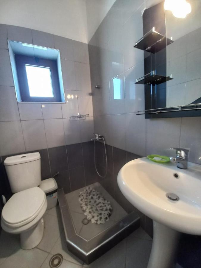 Arjana & Nelaj Apartament *